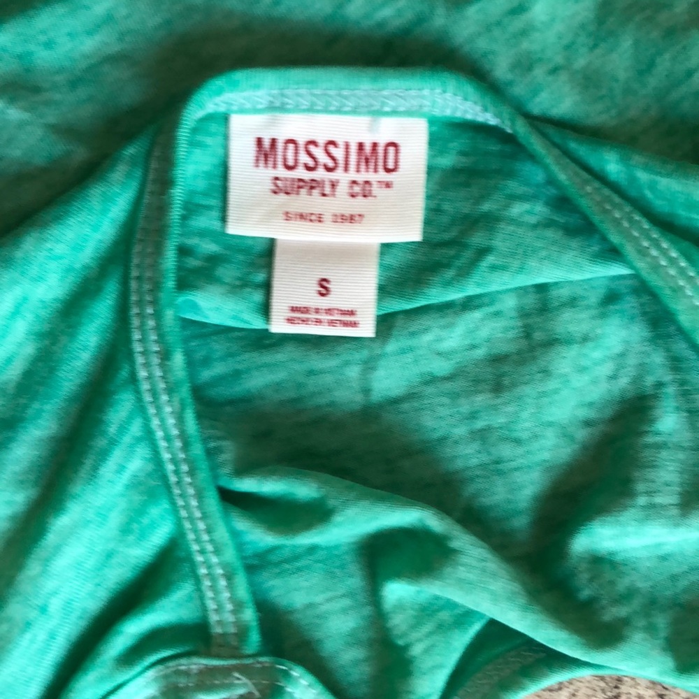 Green Strappy Racerback Tank - Picture 4 of 4